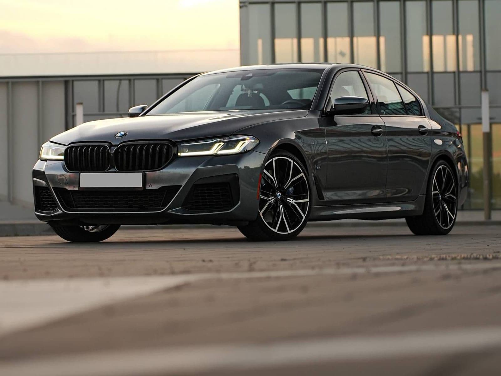 BMW M550i, 2022