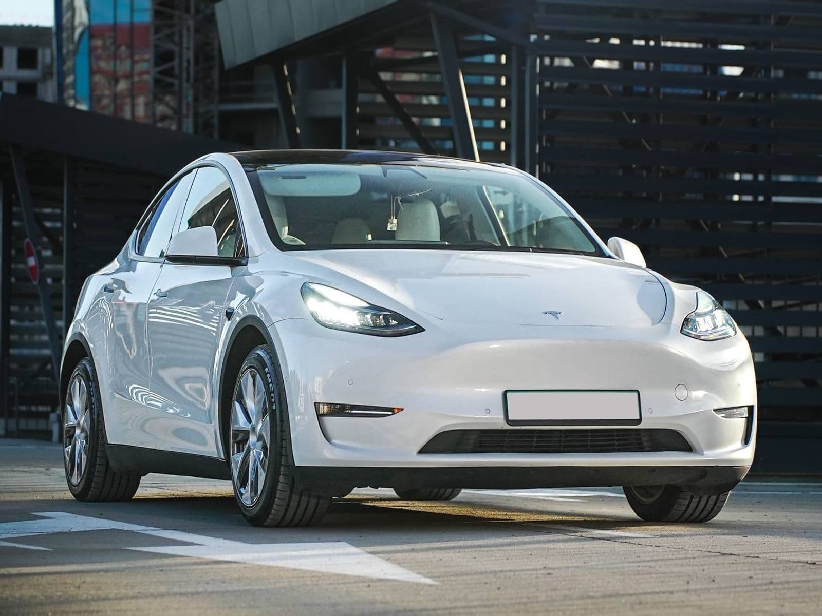 Tesla Model Y, 2022